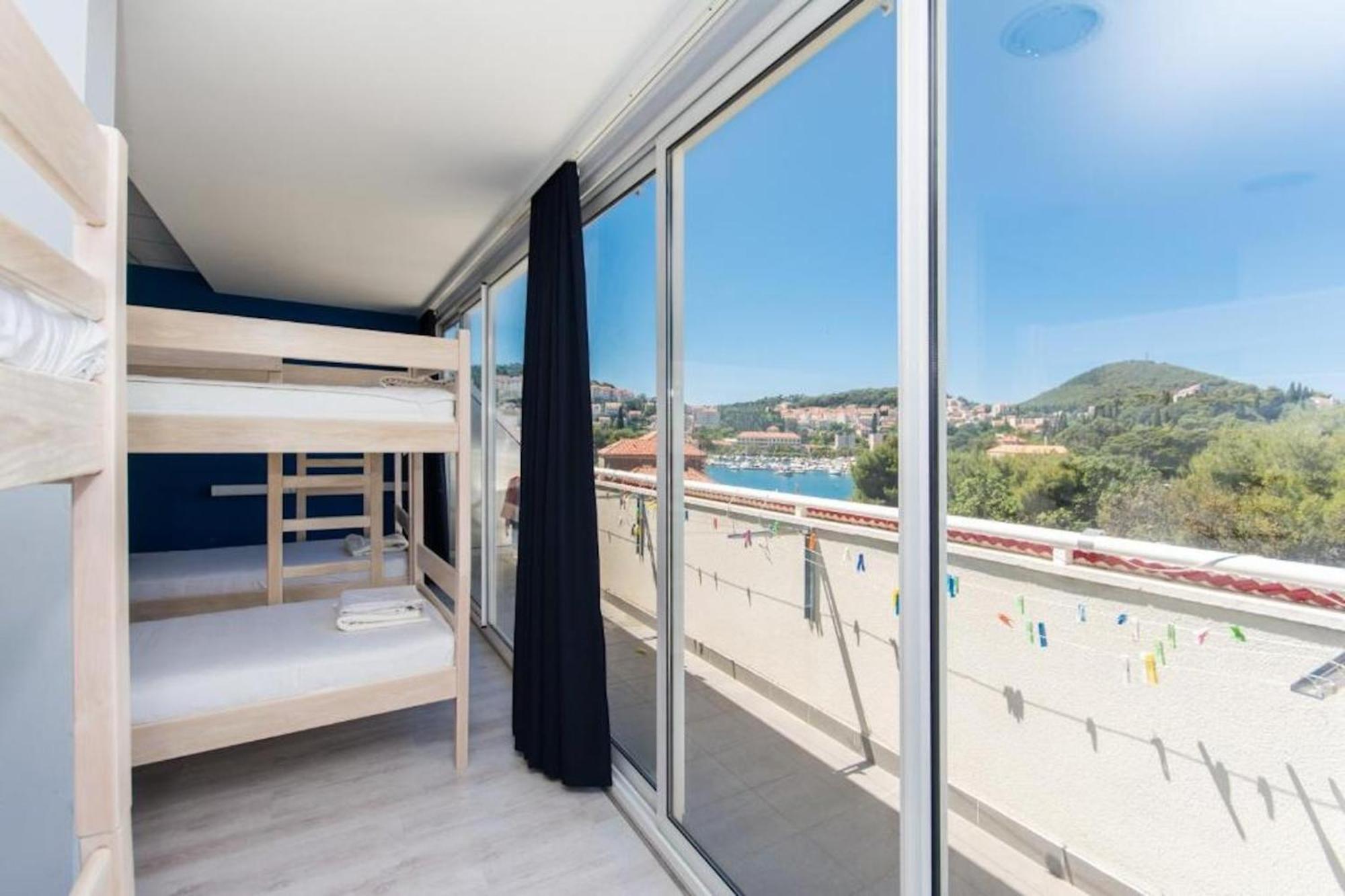 Hostel Petra Marina Dubrovnik Exterior photo